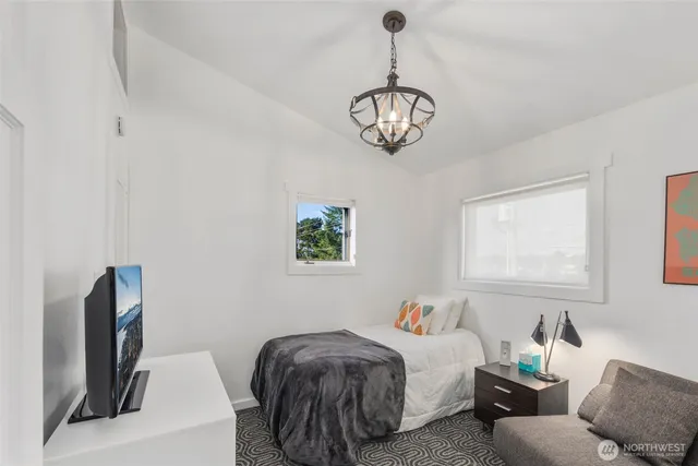 $868,000 | 607 Ocean Beach Boulevard North, Long Beach, WA 98631