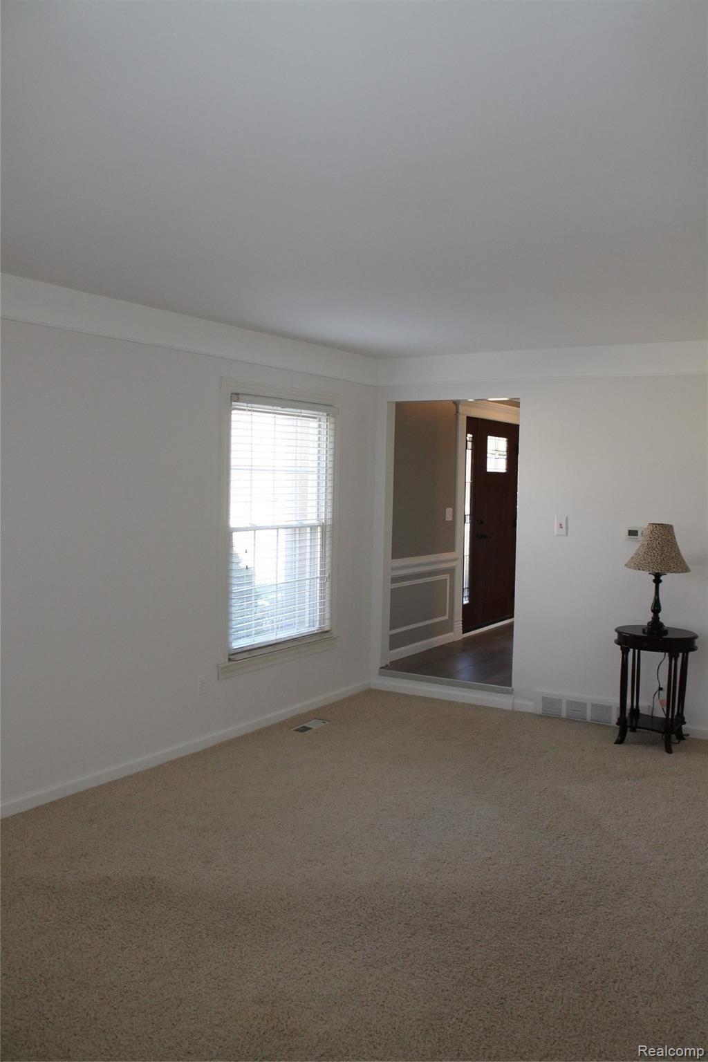 8675 Ferry Road Grosse Ile, MI 48138 - Photo 17 of 52 IMG_5712.JPG