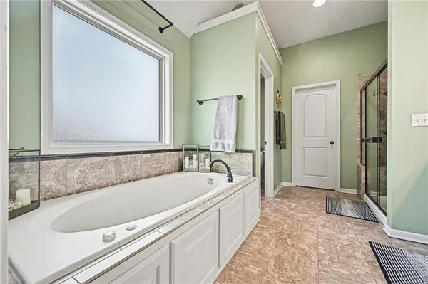 $450,000 | 1816 Northwest 93rd Terrace, Kansas City, MO 64155