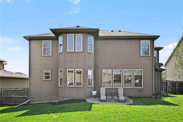 $450,000 | 1816 Northwest 93rd Terrace, Kansas City, MO 64155