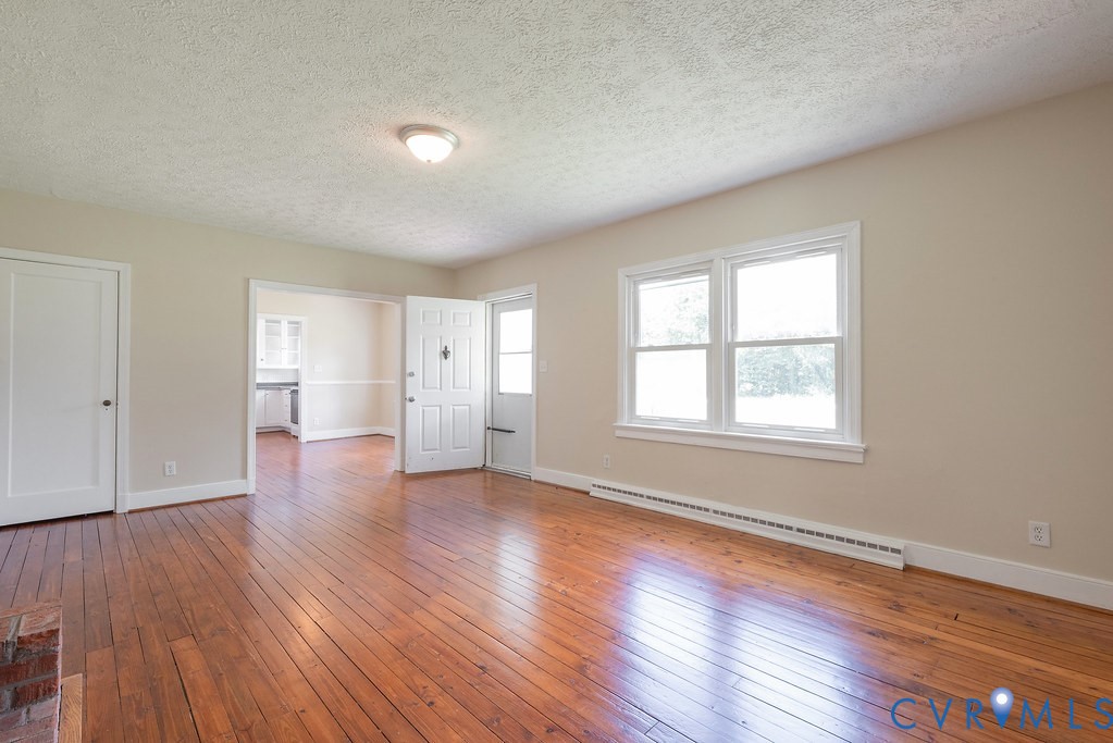 8011 River Road Petersburg, VA 23803 - Photo 7 of 32 Gallery Image 7