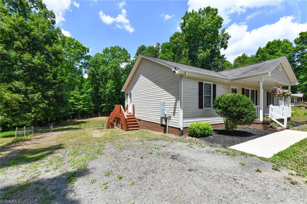 158 Falling Brook Road Stokesdale, NC 27357 - Photo 3 of 30 Gallery Image 3