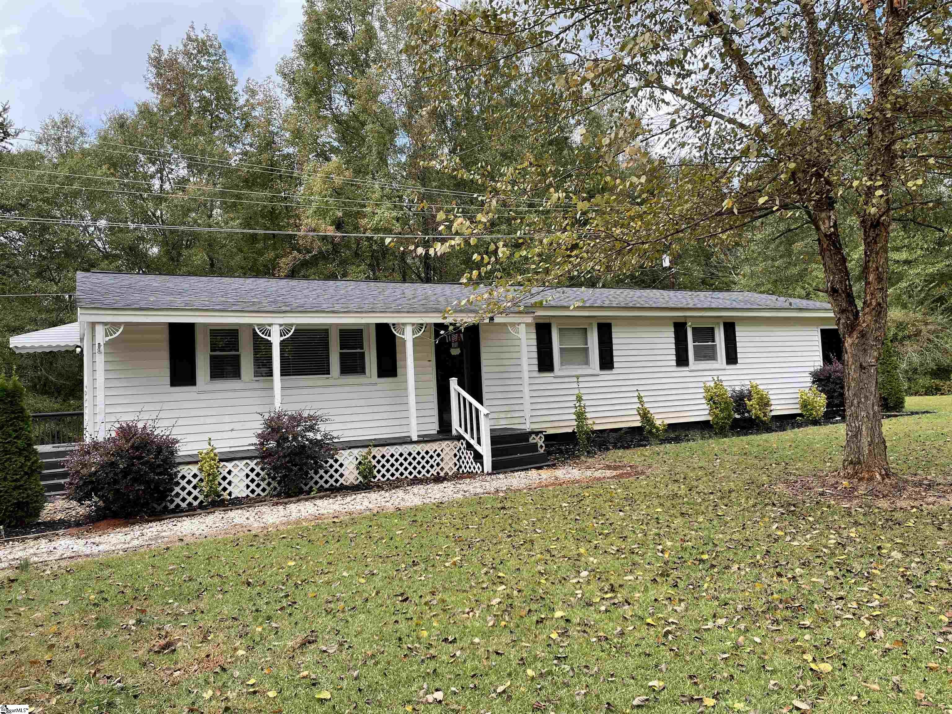 612 Pine Ridge Road Duncan, SC 29334 - Photo 1 of 12 Gallery Image 1