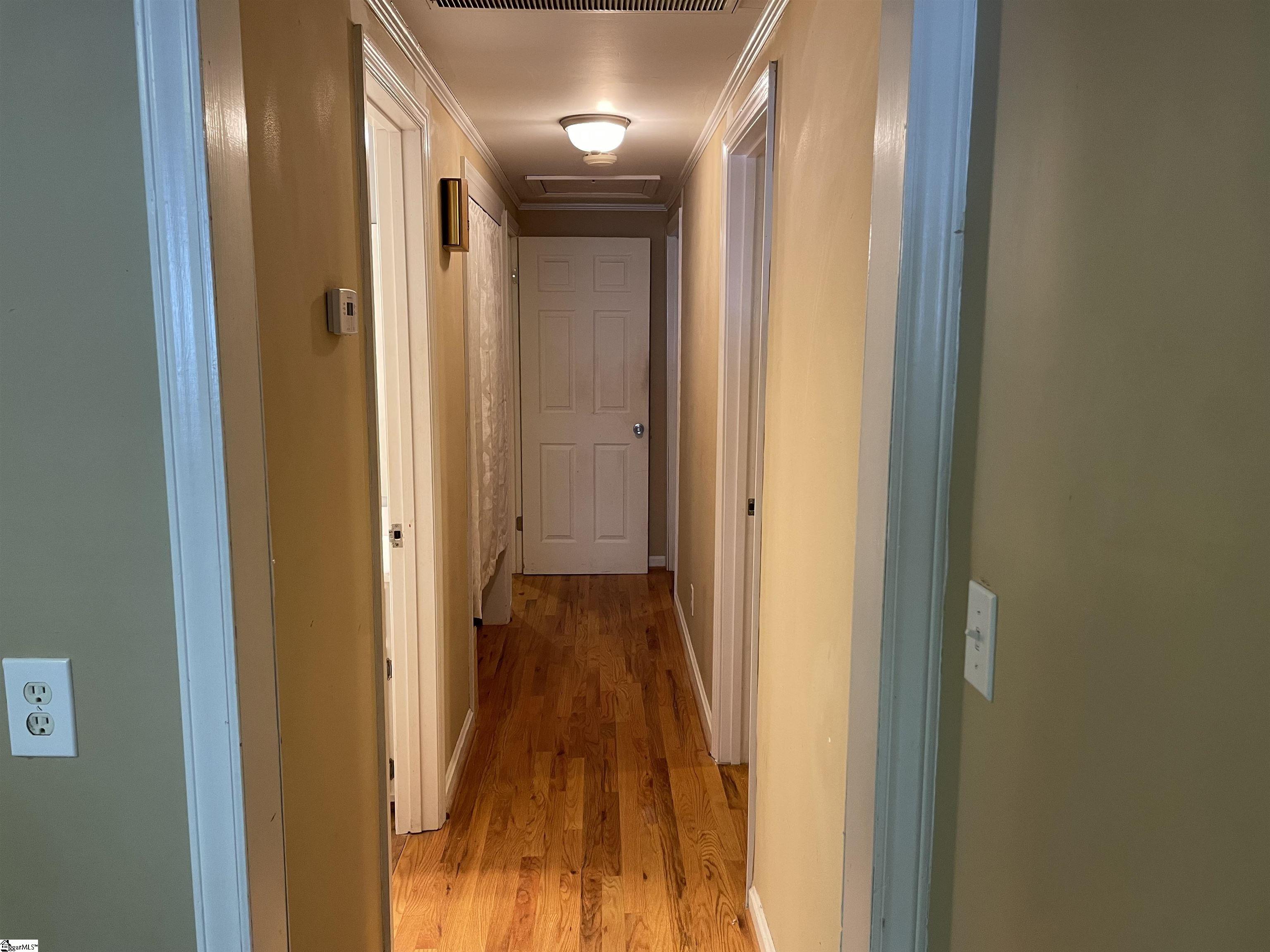 612 Pine Ridge Road Duncan, SC 29334 - Photo 8 of 12 Gallery Image 8