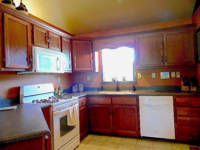 765 Lovejoy Road Sparta, TN 38583 - Photo 5 of 34 168642_4