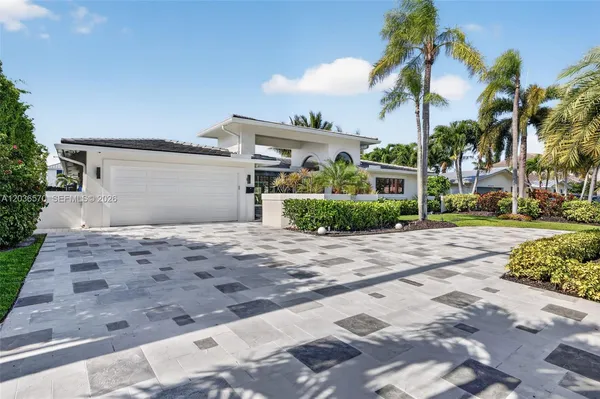 $2,995,000 | 2611 Northeast 36th Street, Lighthouse Point, FL 33064