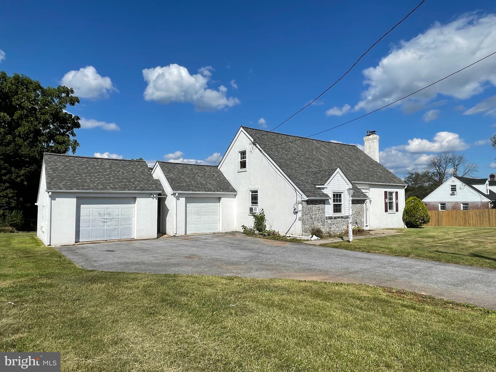 453 Ridge Road Spring City, PA 19475 - Photo 2 of 19