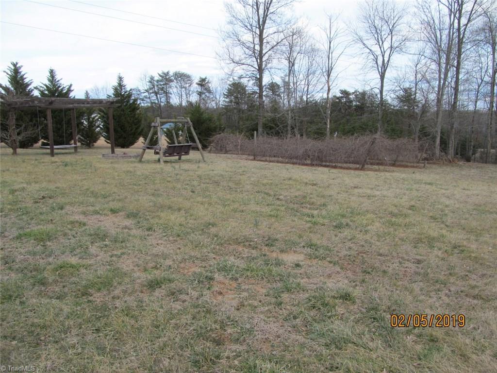 320 Kermit Lewis Road Pilot Mountain, NC 27041 - Photo 11 of 30 Gallery Image 11