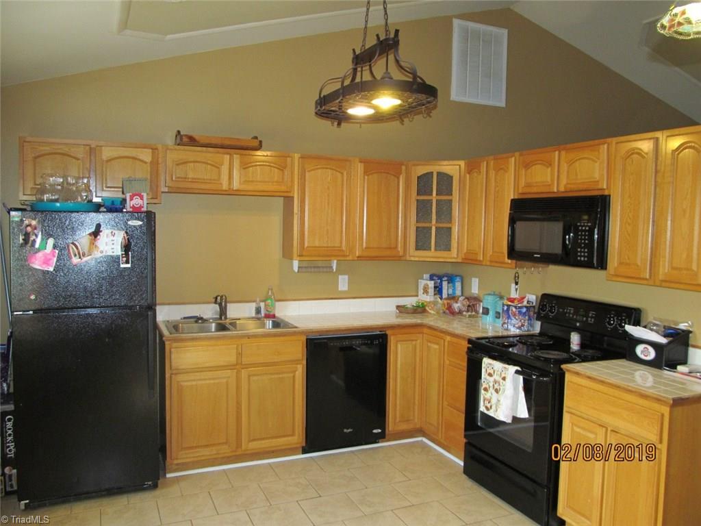 320 Kermit Lewis Road Pilot Mountain, NC 27041 - Photo 18 of 30 Gallery Image 18