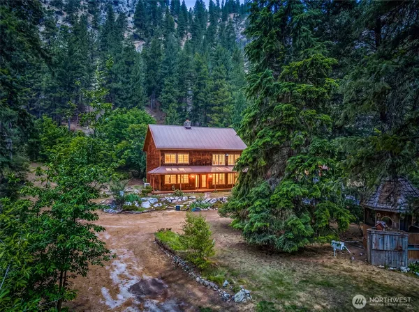 $799,000 | 4650 Navarre Coulee Road, Chelan, WA 98816