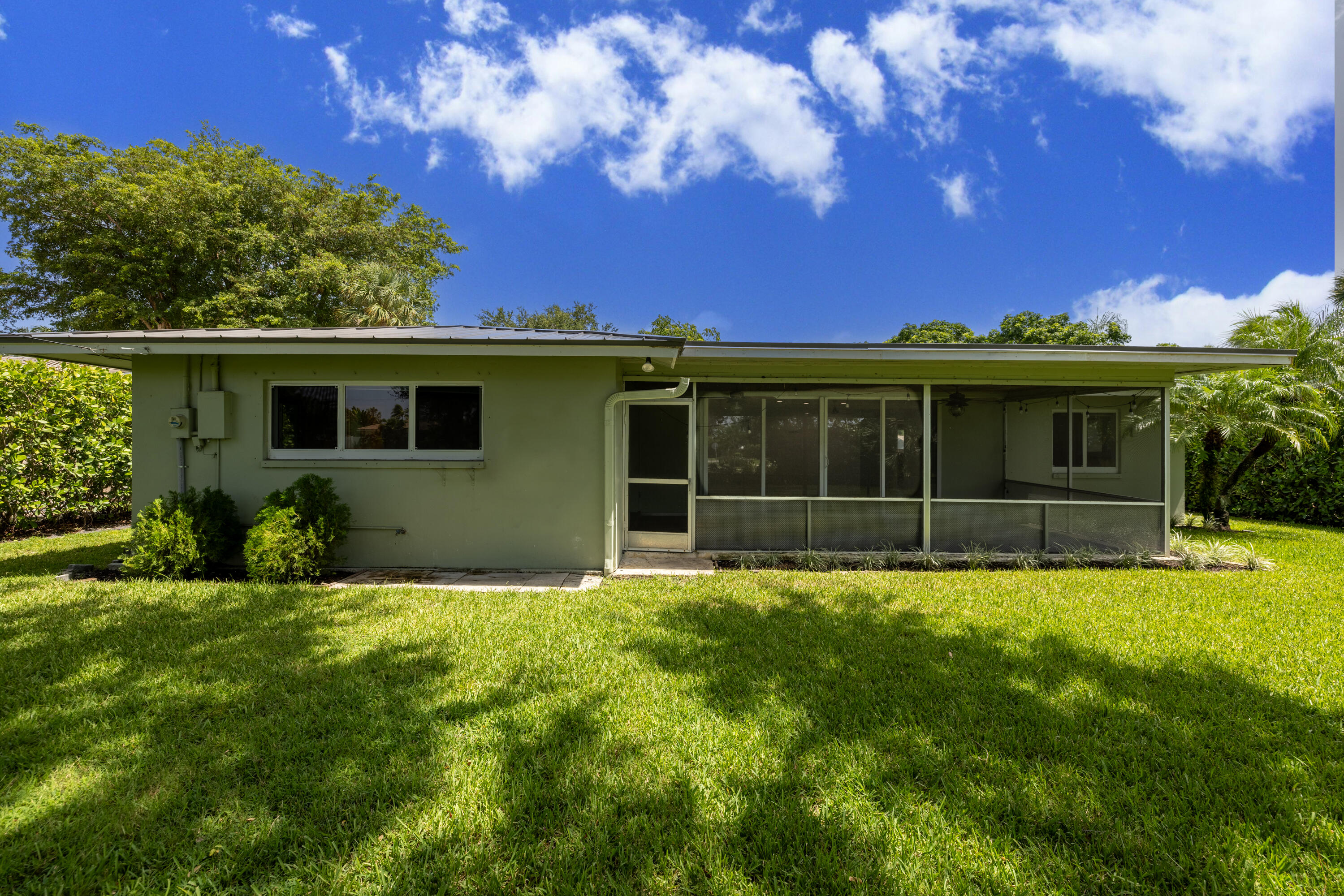 1002 Southwest 1st Street Boca Raton, FL 33486 - Photo 33 of 42 1002-Rx--23