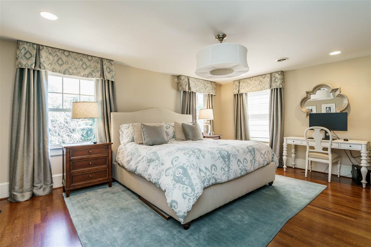 908 Cowper Drive Raleigh, NC 27608 - Photo 14 of 30 Photo 14