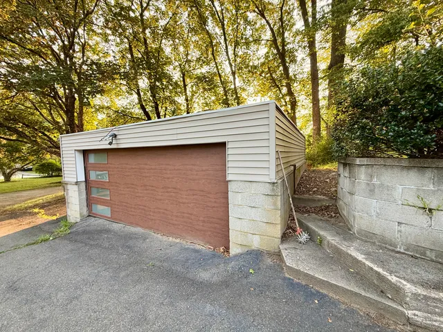 $379,000 | 19 Davis Road, Seymour, CT 06483