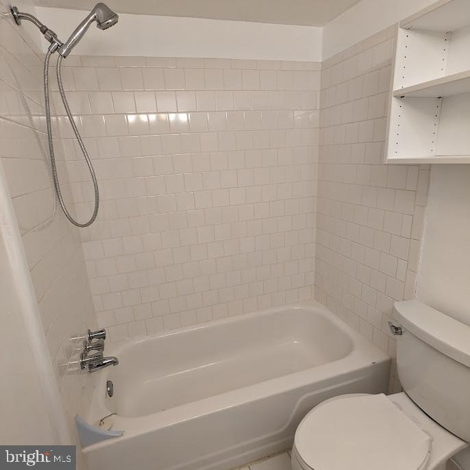 2903 Charing Cross Road, Unit 7 Falls Church, VA 22042 - Photo 8 of 16