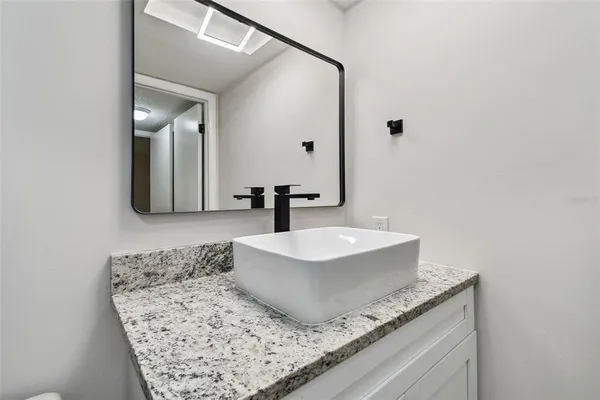 $3,600 | 4800 Brittany Drive South, Unit 102, St. Petersburg, FL 33715