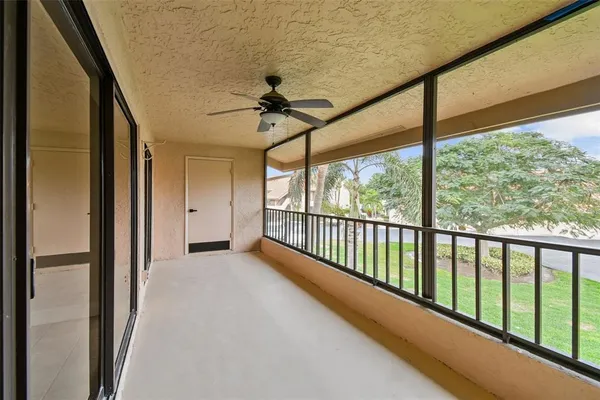 $3,600 | 4800 Brittany Drive South, Unit 102, St. Petersburg, FL 33715