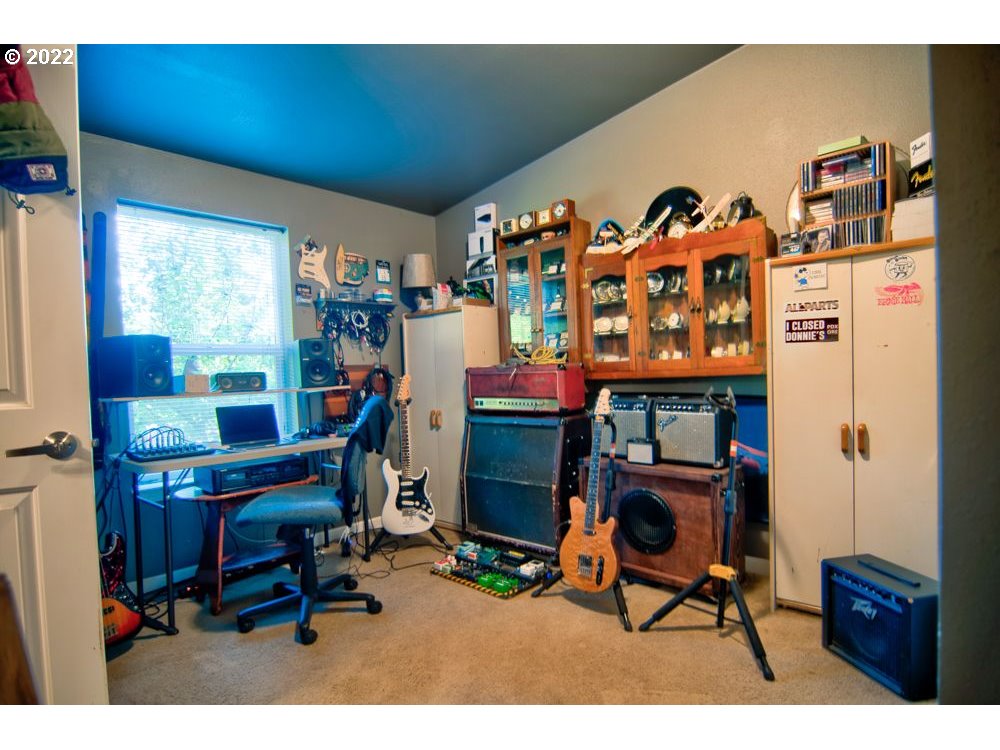 62 Ward Road Washougal, WA 98671 - Photo 16 of 32 Gallery Image 16