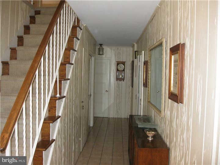 415 Andrew Road Merion Station, PA 19066 - Photo 17 of 23 Hallway