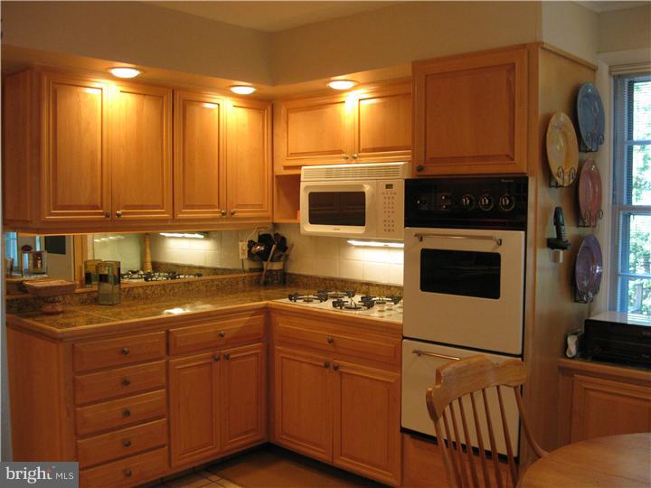 415 Andrew Road Merion Station, PA 19066 - Photo 6 of 23 Kitchen