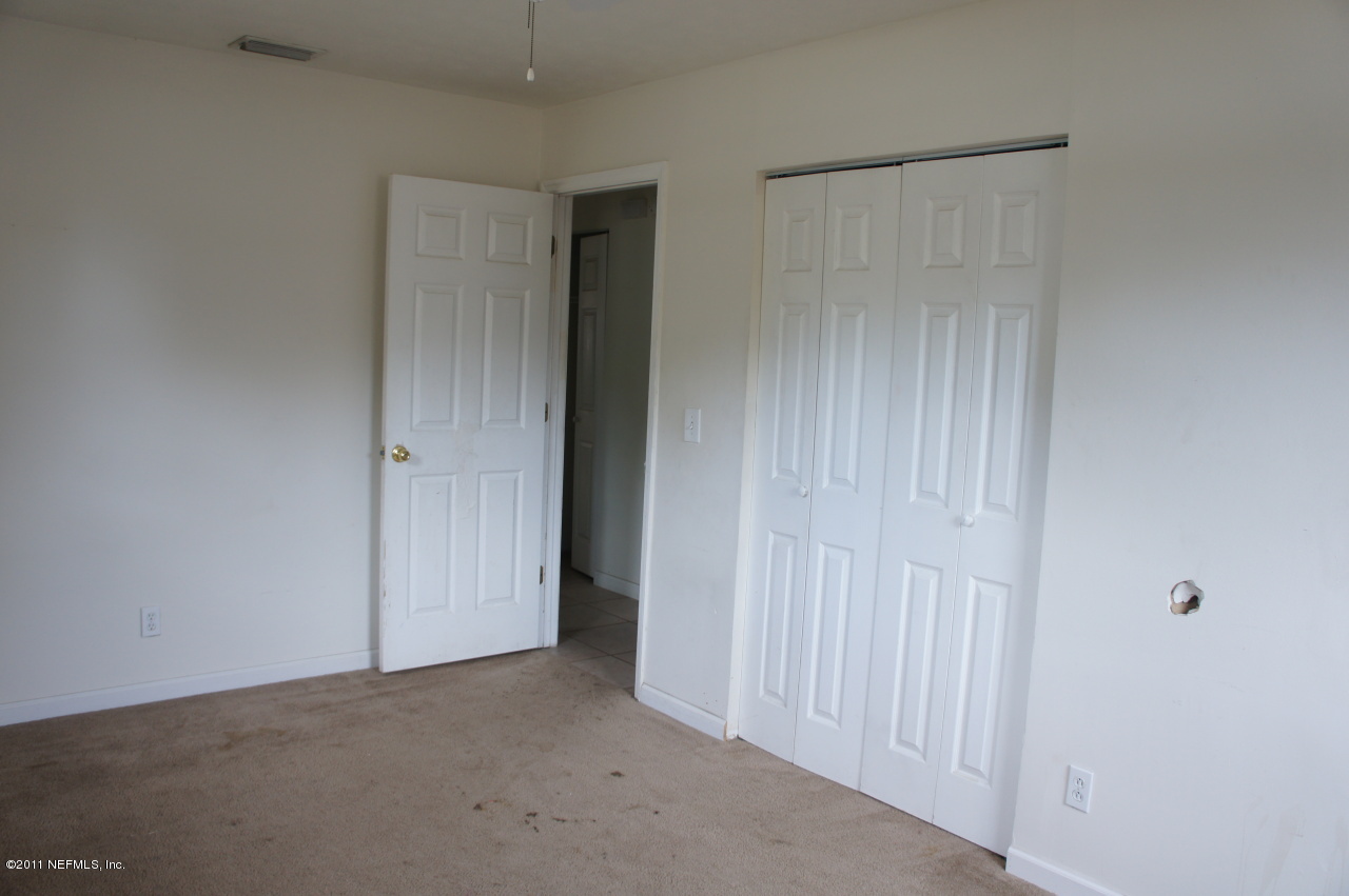 10851 Java Drive Jacksonville, FL 32246 - Photo 11 of 18 Bedroom 2