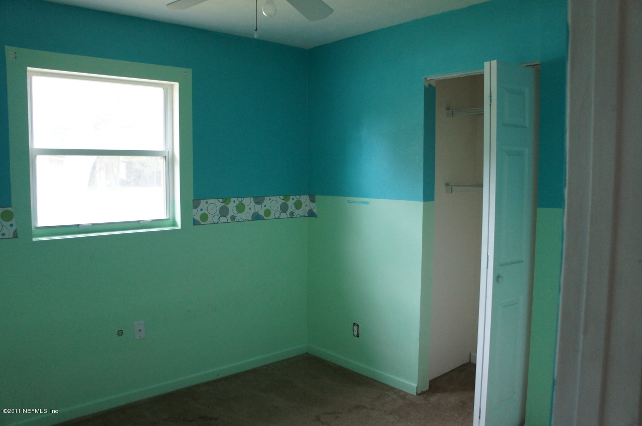 10851 Java Drive Jacksonville, FL 32246 - Photo 12 of 18 Bedroom 3