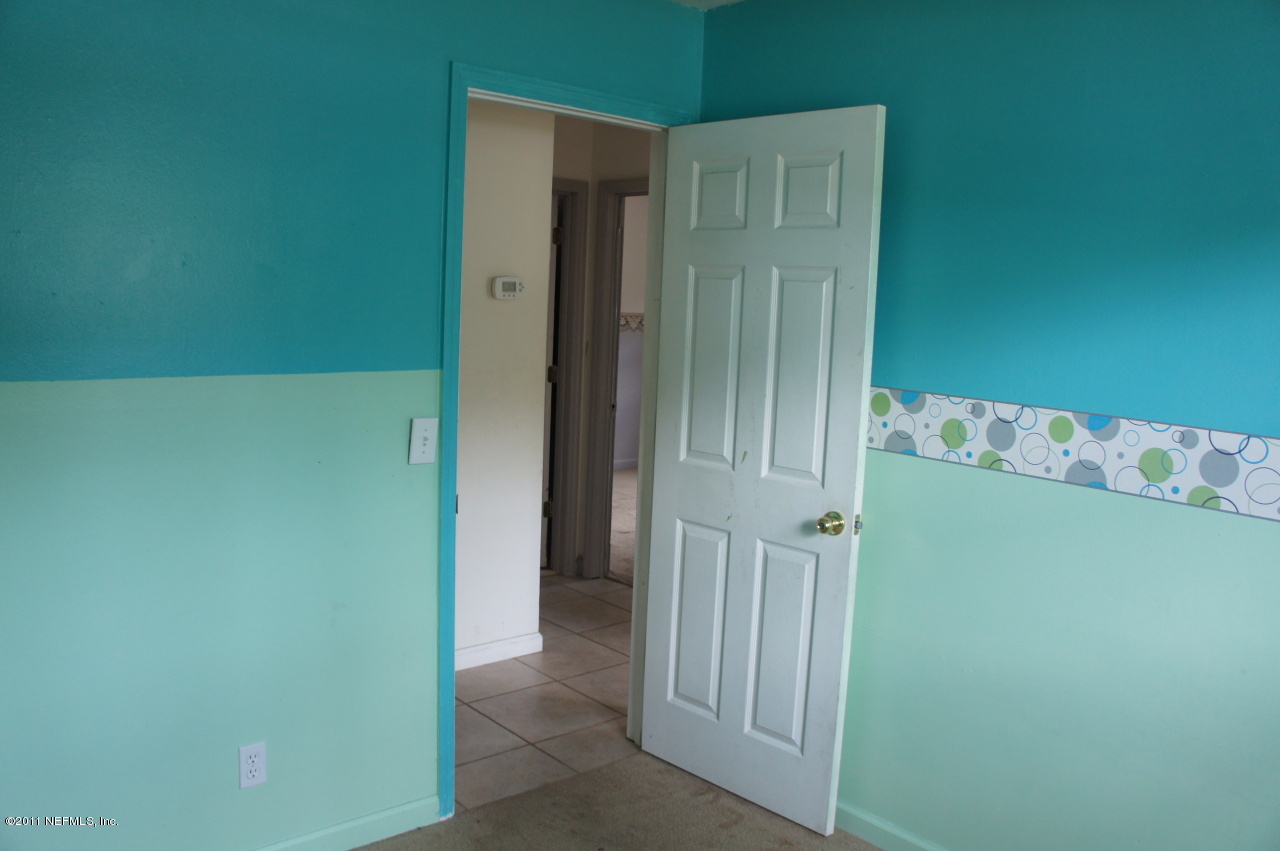 10851 Java Drive Jacksonville, FL 32246 - Photo 13 of 18 Bedroom 3