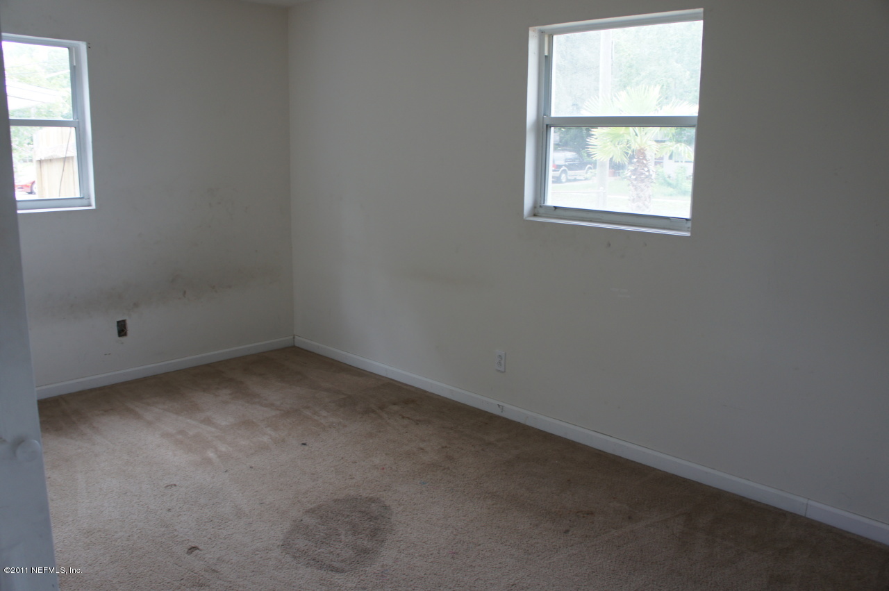 10851 Java Drive Jacksonville, FL 32246 - Photo 10 of 18 Bedroom 2