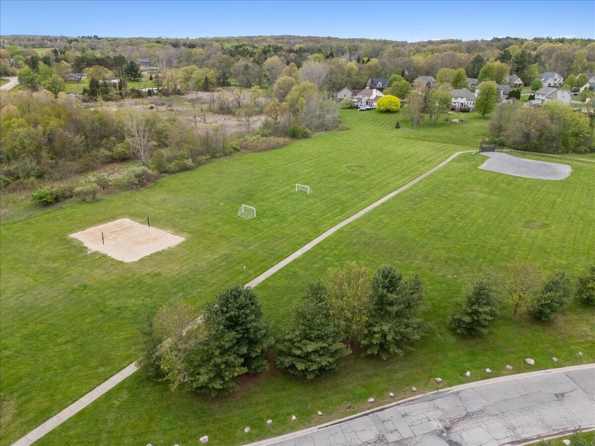 9783 Viewcrest Court Howell, MI 48843 - Photo 46 of 51 04-9793 Viewcrest Drone-6