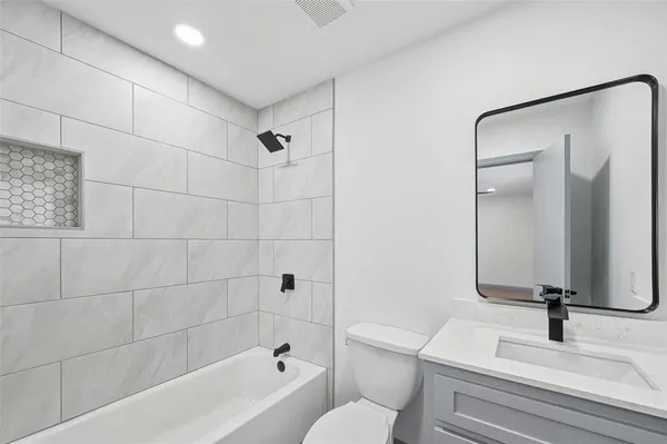 $1,850 | 373 South Nachita Drive, Dallas, TX 75217