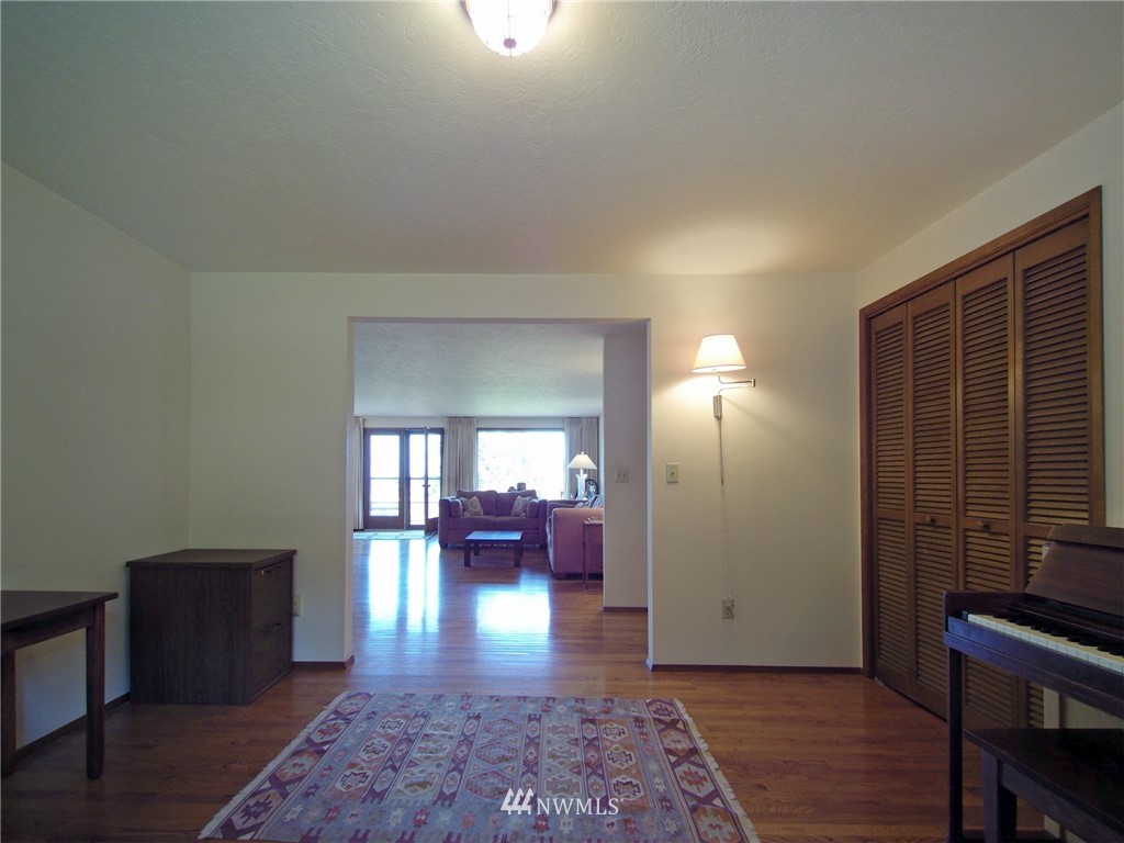 510 Reservoir Road Sequim, WA 98382 - Photo 11 of 25 Gallery Image 11