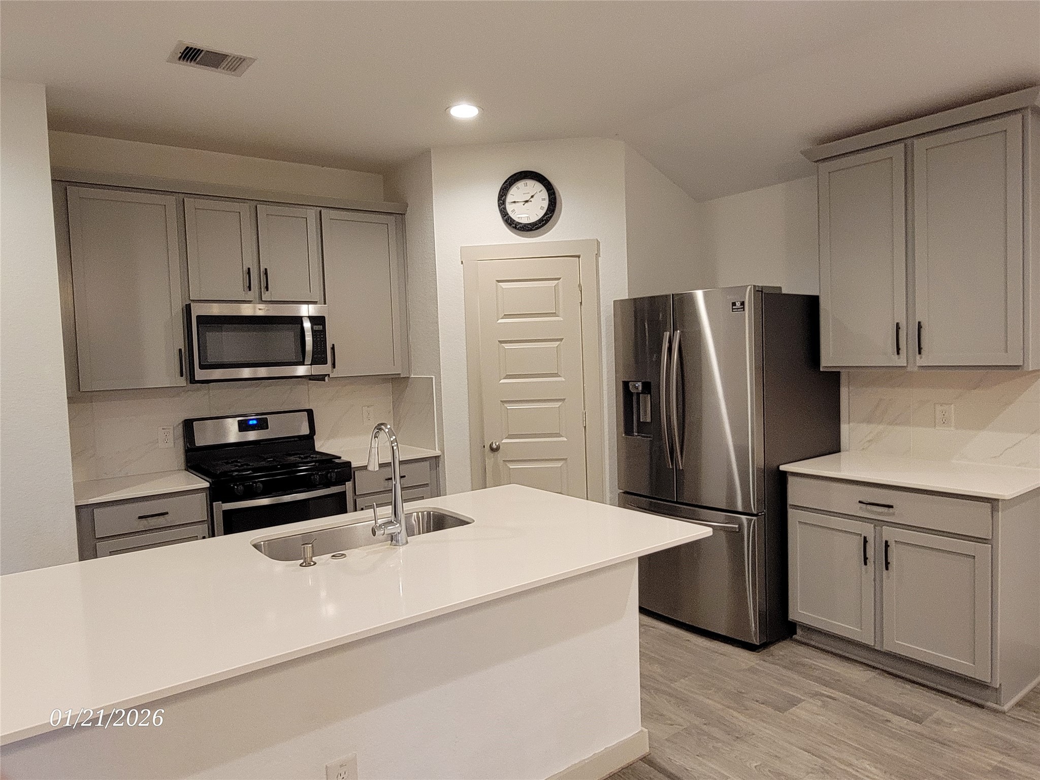 8215 Hush Heights Drive Rosharon, TX 77583 - Photo 8 of 15