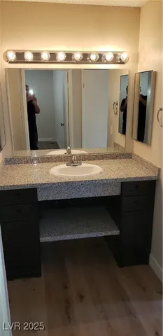 $1,475 | 5136 Golden Lane, Unit B, Las Vegas, NV 89119