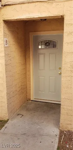 $1,475 | 5136 Golden Lane, Unit B, Las Vegas, NV 89119