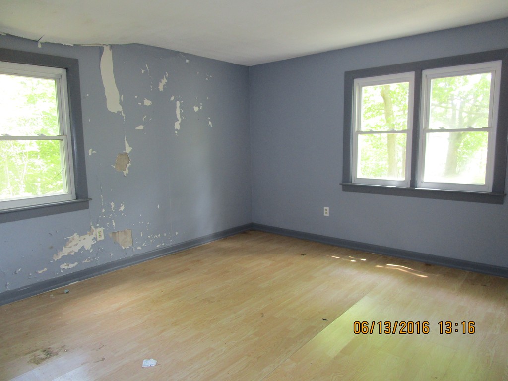 62 Worcester Road Westminster, MA 01473 - Photo 6 of 12 a view of an empty room with a window