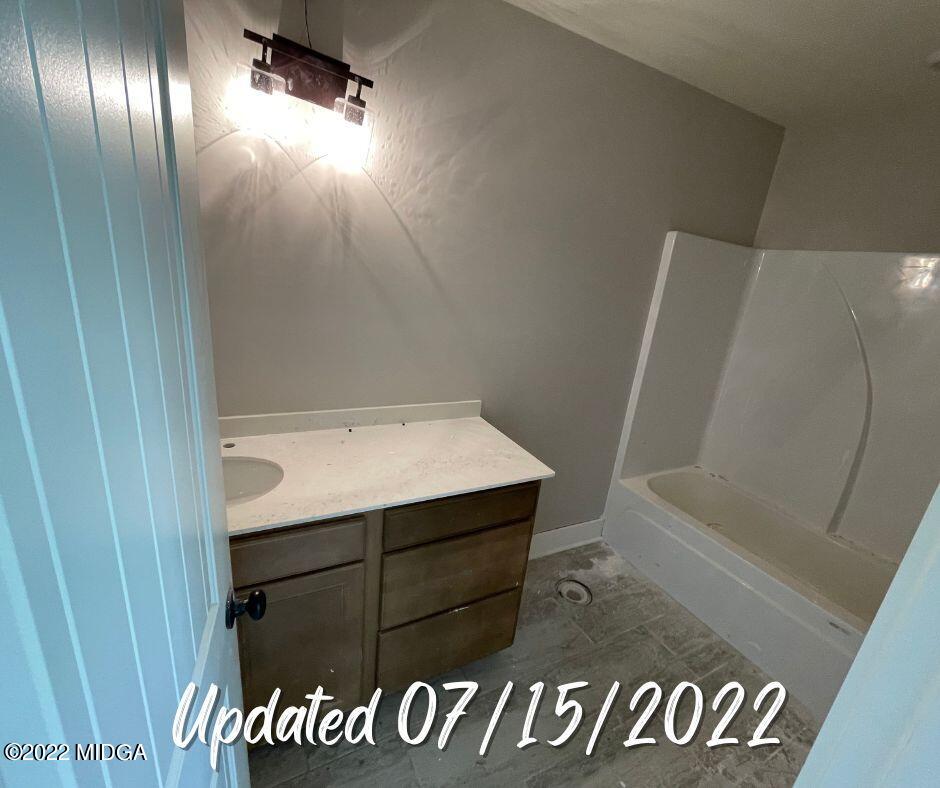 411 Stonegate Trail Perry, GA 31069 - Photo 11 of 14 a view of cabinet