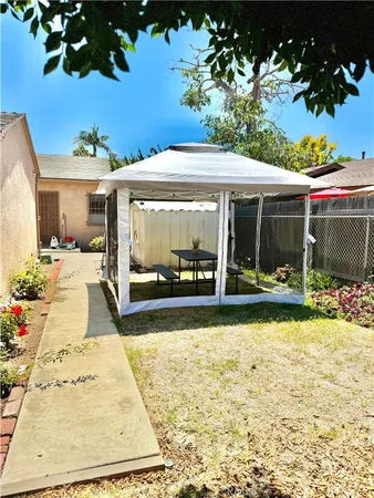 $999,999 | 3745 East Ransom Street, Long Beach, CA 90804