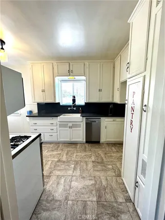 $999,999 | 3745 East Ransom Street, Long Beach, CA 90804