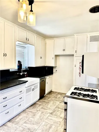 $999,999 | 3745 East Ransom Street, Long Beach, CA 90804