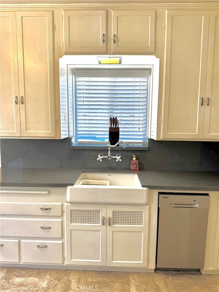 3745 East Ransom Street Long Beach, CA 90804 - Photo 19 of 26