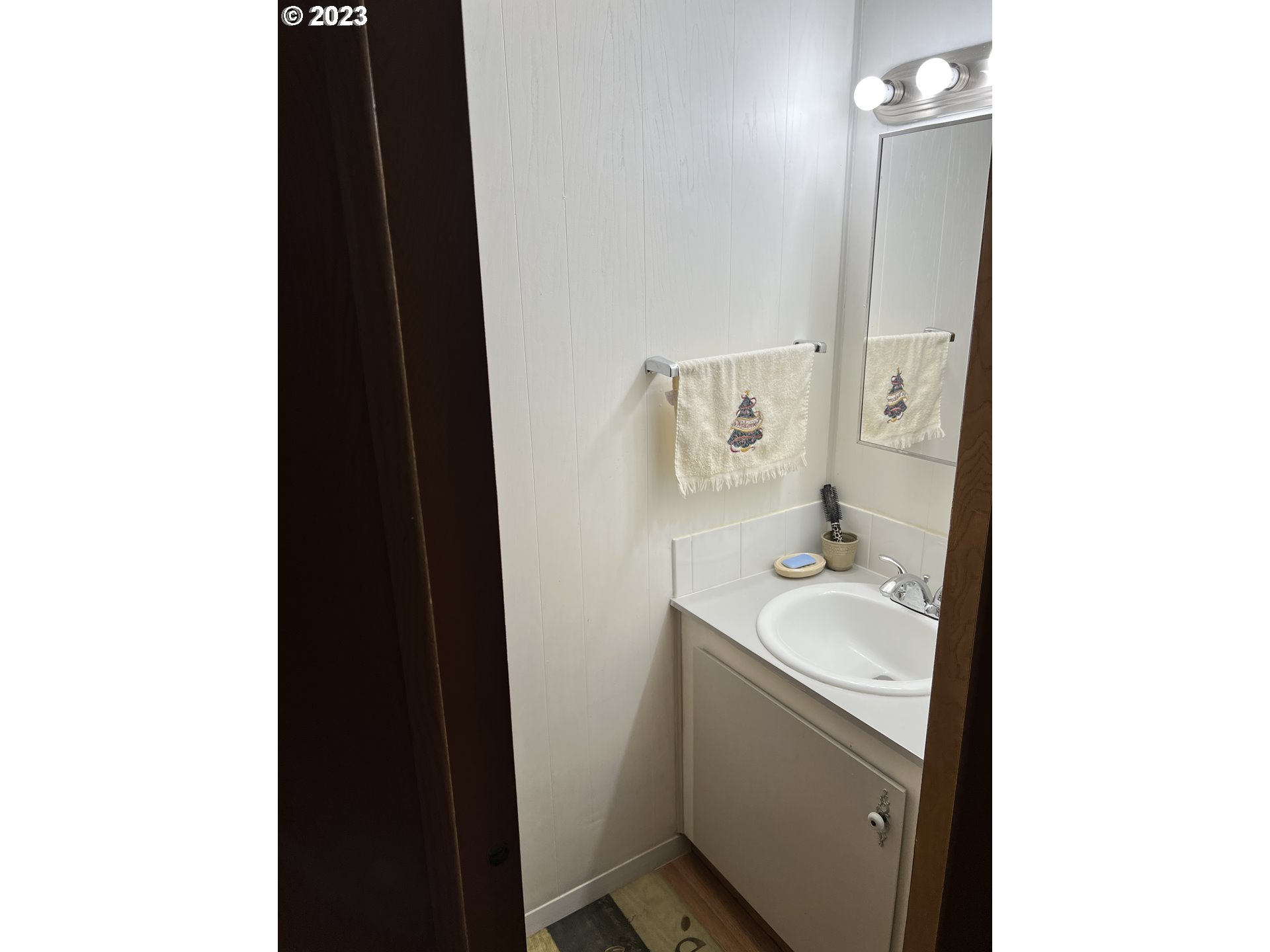 19605 River Road, Unit 121 Gladstone, OR 97027 - Photo 12 of 13 Gallery Image 12