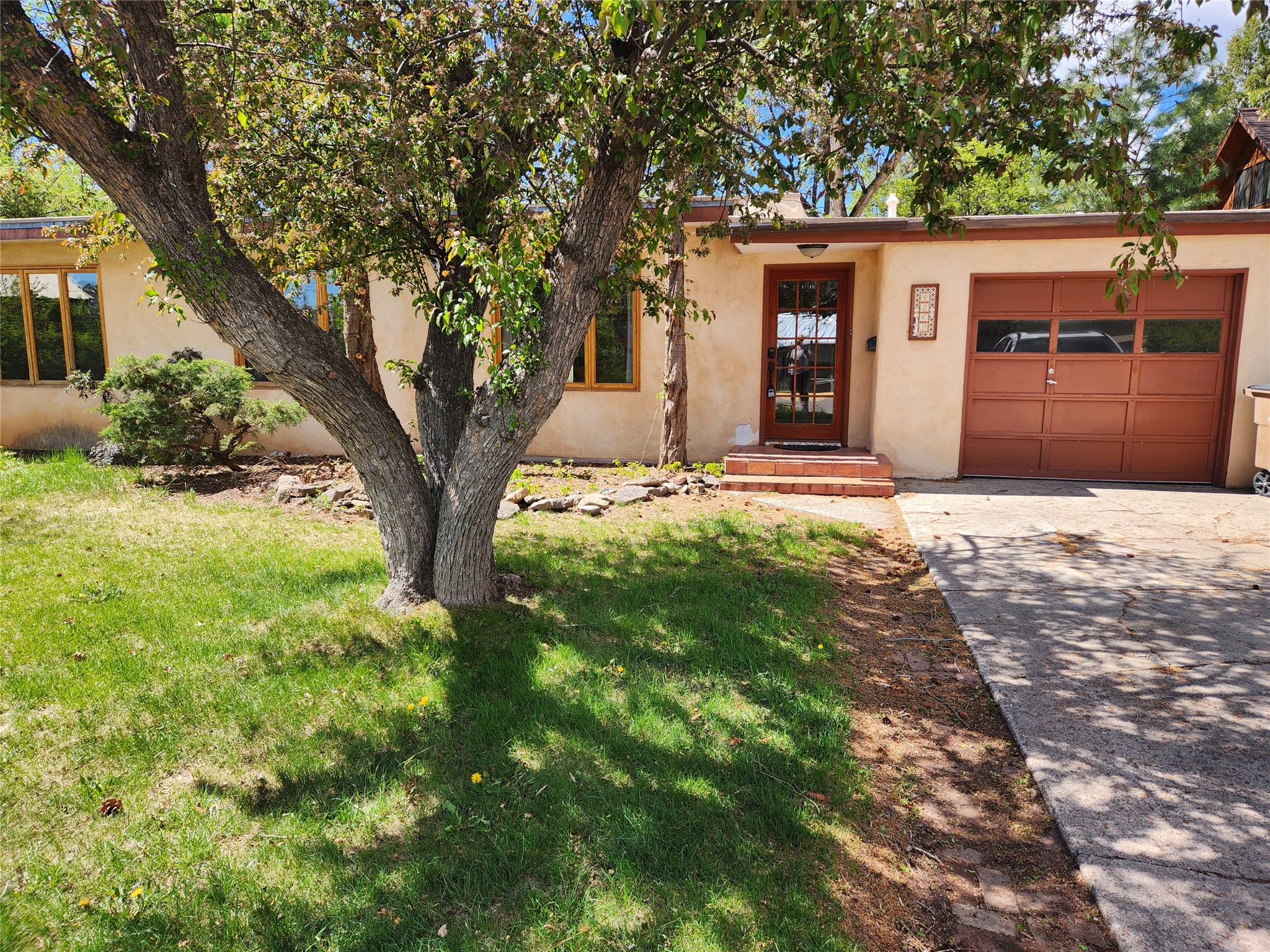 4269 Ridgeway Drive Los Alamos, NM 87544 - Photo 1 of 1