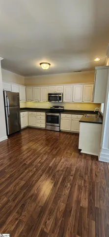 $1,575 | 152 Middleton Park Lane, Moore, SC 29369