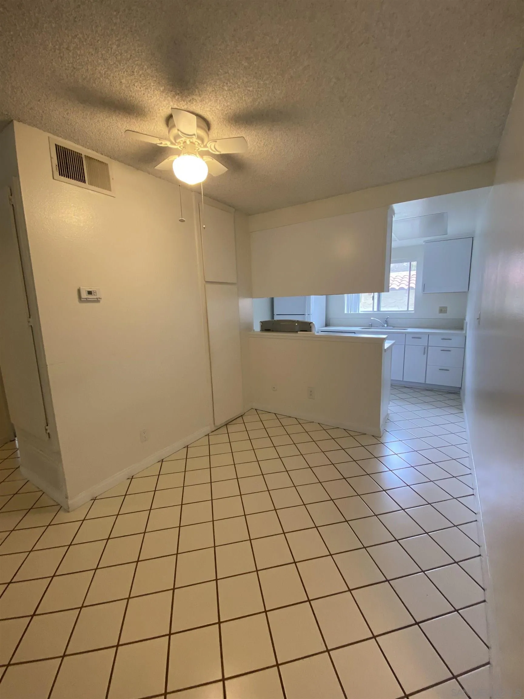 6059 Rancho Mission Road, Unit 106 San Diego, CA 92108 - Photo 5 of 17 Gallery Image 5