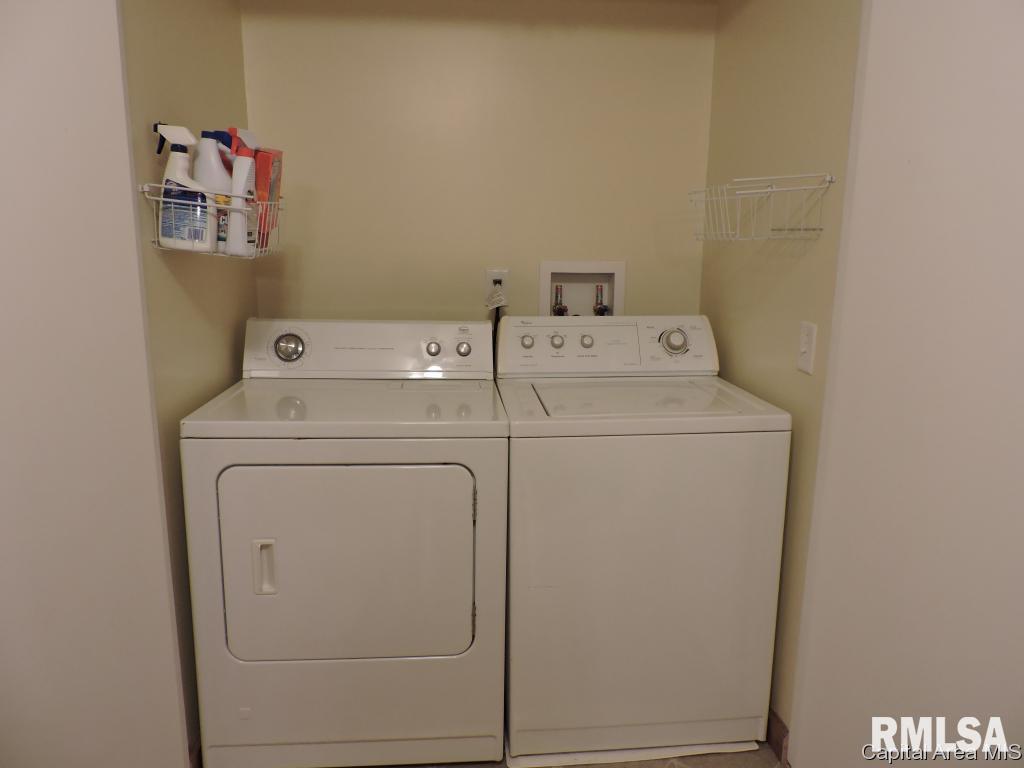 2236 Grandview Avenue Springfield, IL 62702 - Photo 11 of 19