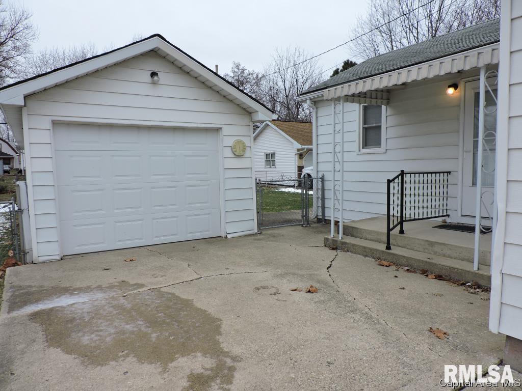 2236 Grandview Avenue Springfield, IL 62702 - Photo 15 of 19