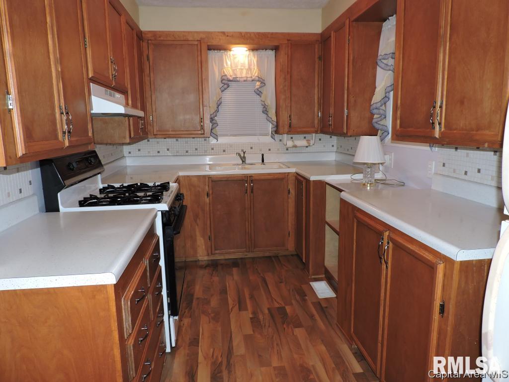 2236 Grandview Avenue Springfield, IL 62702 - Photo 8 of 19
