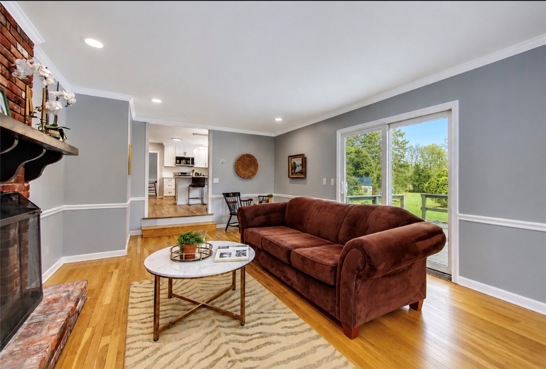 3 Pinetop Road Barrington, RI 02806 - Photo 23 of 45