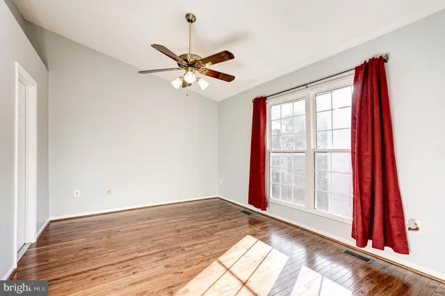 $2,700 | 12111 Wedgeway Place, Fairfax, VA 22033