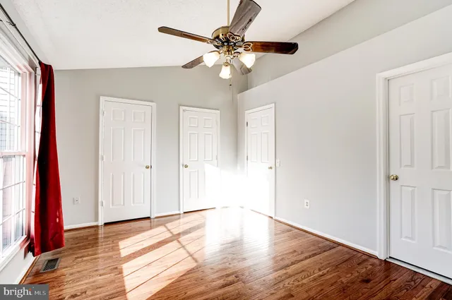 $2,700 | 12111 Wedgeway Place, Fairfax, VA 22033