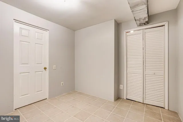 $2,700 | 12111 Wedgeway Place, Fairfax, VA 22033